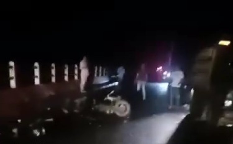 Kecelakaan Tragis Sepeda Motor Menabrak Truk Rusak Dijalan Layang Kotawaringin
